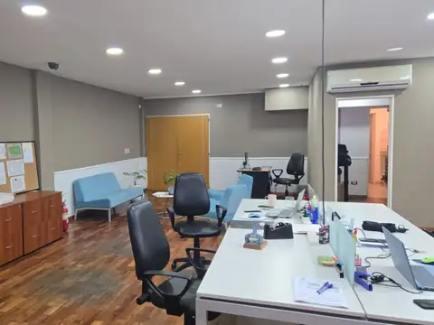 Oficina 102 m2 en alquiler en Complejo Bureau Leloir