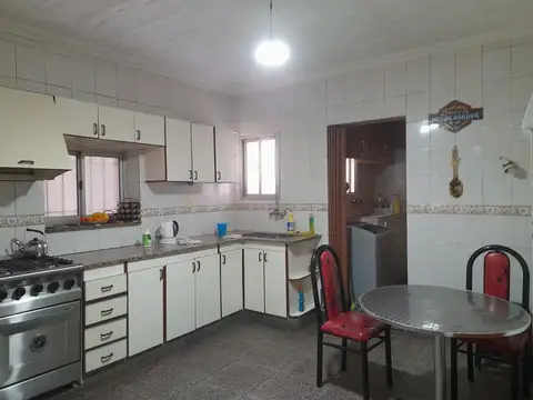 Depto Tipo Casa en Venta de 14 dormitorios