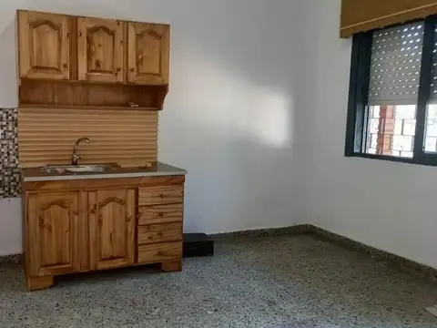 Departamento en Alquiler en Rafael Castillo, $ 350.000