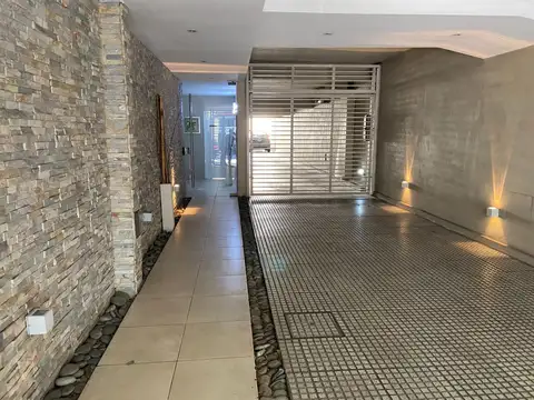 ABASTO - 1 AMB AL FRENTE CON BALCON - ANCHORENA AL 600