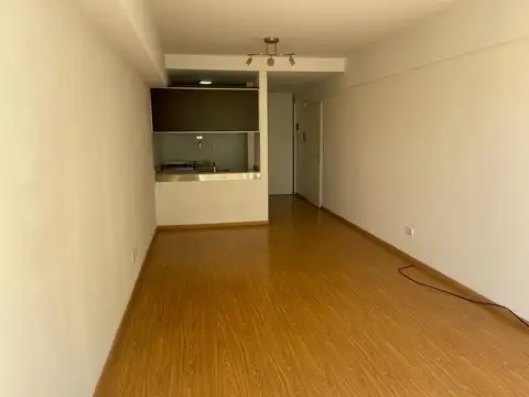 Departamento en Alquiler en Abasto, $ 560.000