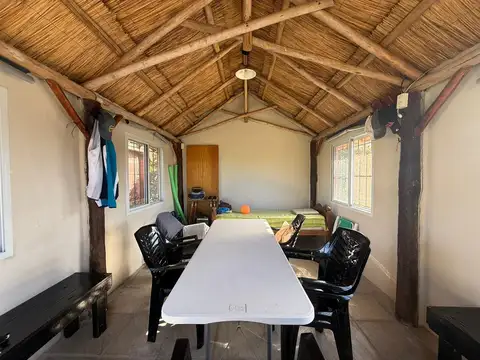 casa quinta con pileta en venta en belgrano e italia jauregui