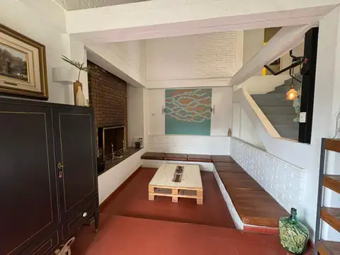 Casa 5 ambientes con 2 baños