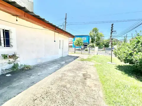 VENTA CASA 3 AMB + 2 AMB- A RECICLAR  - W. MORRIS