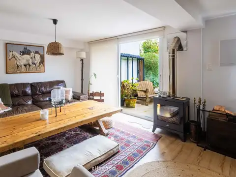 Casa en Venta con 1 cochera