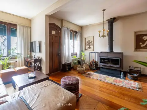VENTA CASA PUNTA CARRETAS 3 DORM PARRILLERO GARAJE
