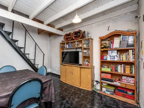 Depto Tipo Casa en Venta en Isidro Casanova, USD 30.000