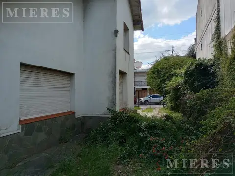 Terreno en Venta 30  mts Fondo