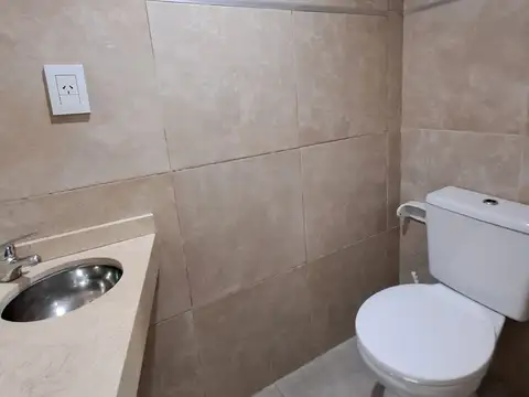Depto Tipo Casa 4 ambientes con 2 baños