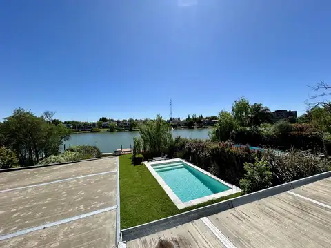 Casa en Alquiler Temporal de 4 dormitorios