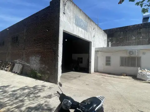 Galpon en Venta 20  mts Frente