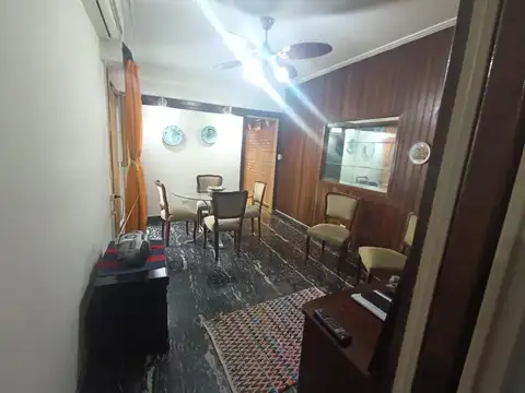 tipo casa ph de 3 amb con patio y terraza