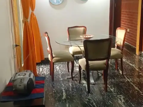 Depto Tipo Casa en Venta 50 años