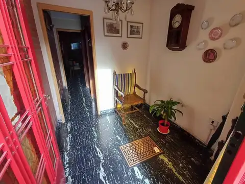 Depto Tipo Casa en Venta en Villa del Parque, USD 149.000