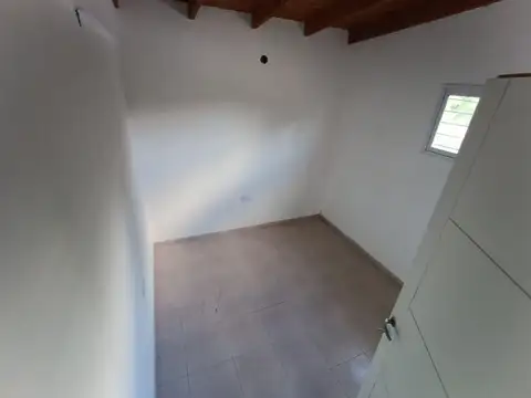 Depto Tipo Casa 3 ambientes con 1 baño
