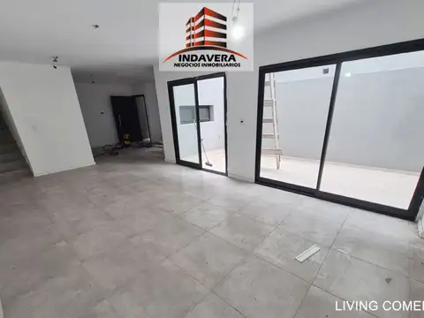 A ESTRENAR: TRIPLEX 118m2 Tot. 2 Dorm con patio, Playroom y Terraza – Villa Bosch