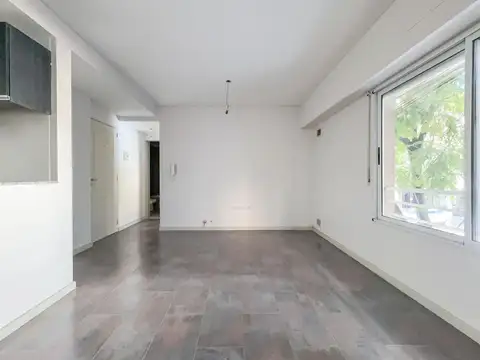 Departamento 1 dormitorio en venta u oficina, al frente, zona centro