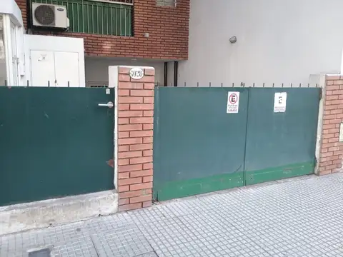 COCHERA EN VENTA - PARQUE CENTENARIO