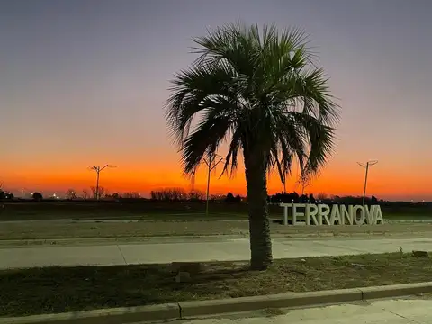 Terreno en Venta 10  mts Fondo