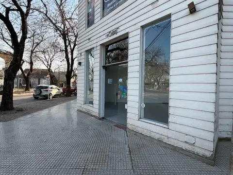 Local en Alquiler en Funes, Rosario