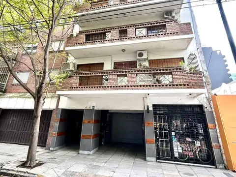 Valle e/ Avenida La Plata y Senillosa