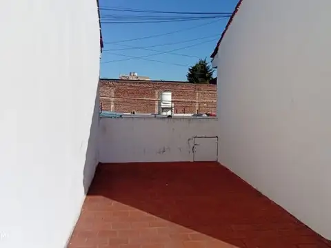 Ramón B. Castro al 3100