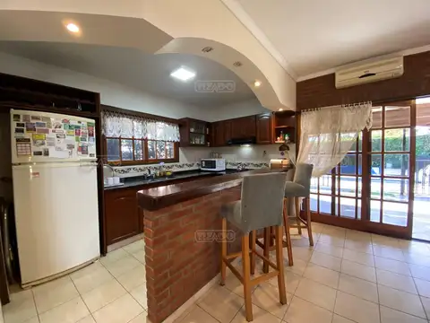 Casa en Venta con 1 cochera