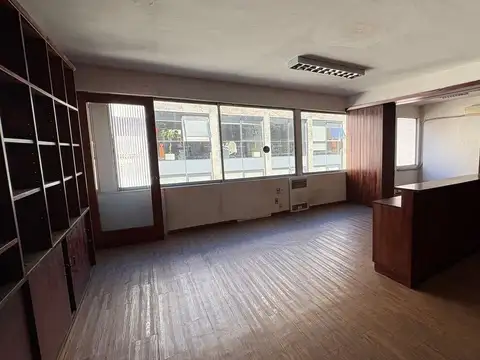 VENTA OFICINA CIUDAD VIEJA