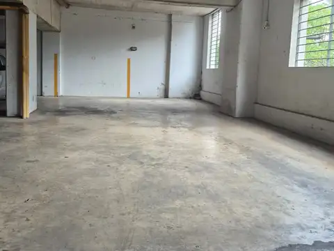 Cochera en Venta con acceso Horizontal