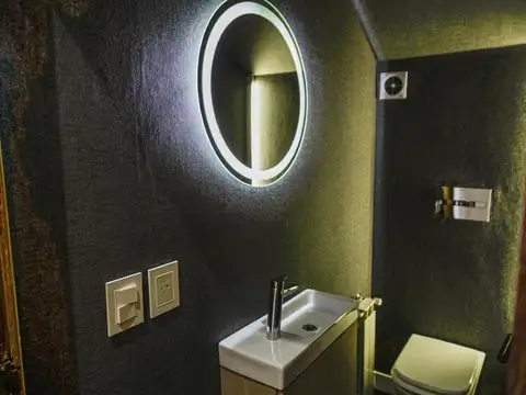 Casa 5 ambientes con 3 baños