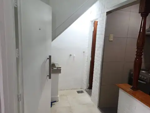 Depto Tipo Casa en Alquiler de Monoambiente