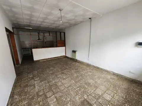 Casa 3 ambientes con 1 baño