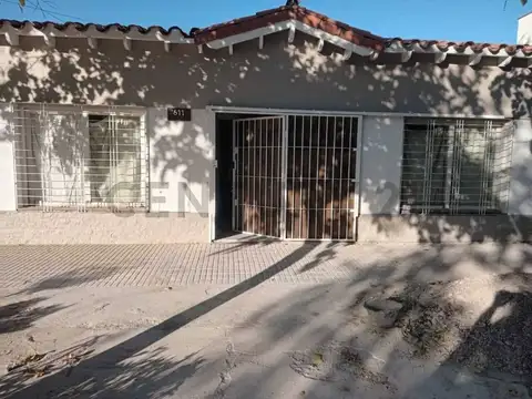 CASA EN ALQUILER - VILLA HIPODROMO - GODOY CRUZ