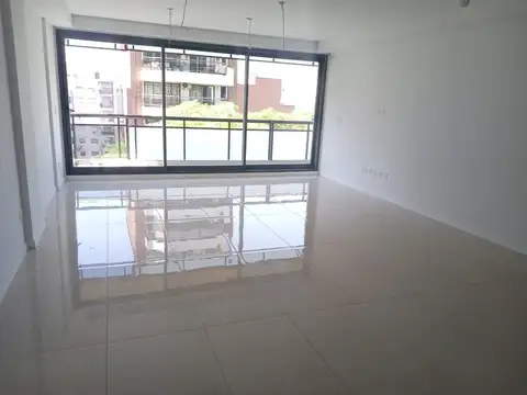 Departamento 4 ambientes con 3 baños