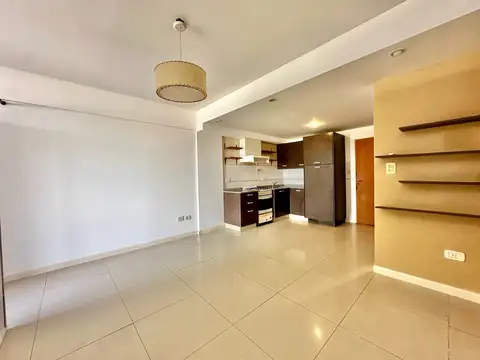 Departamento monoambiente con cochera en Castelar Sur