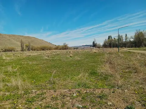 Lote Terreno 1.500 mts2 - Esquel - Con Servicios