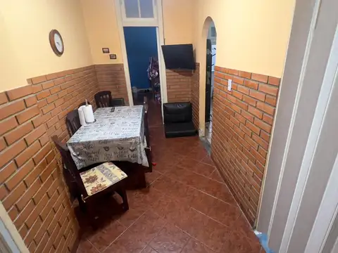 Depto Tipo Casa en Venta 80 años