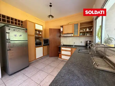 Casa en venta en Pilar Barrio Bermudas 3 cuartos y dependencia  con pileta