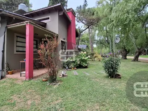 Los Cedros al 1200