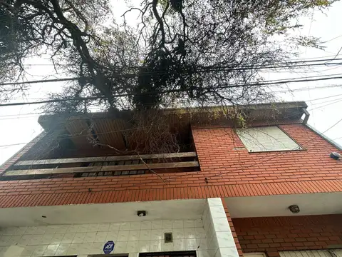 Depto Tipo Casa en Alquiler de 2 dormitorios