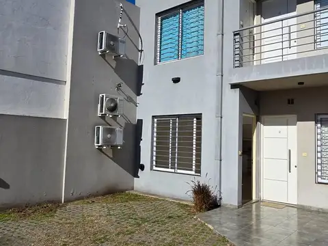 Departamento 2 ambientes c/ cochera- Venta- Castelar