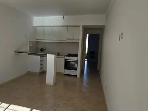 Depto Tipo Casa en Venta de 2 ambientes