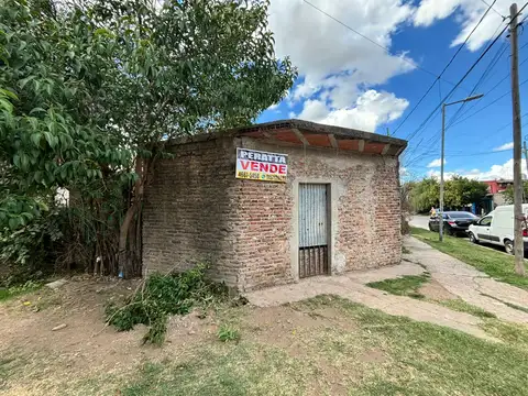 Casa 3 ambientes - Trujui