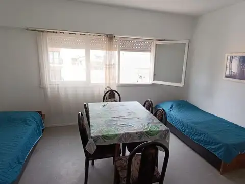 Departamento en Alquiler en La Perla Sur, $ 650.000
