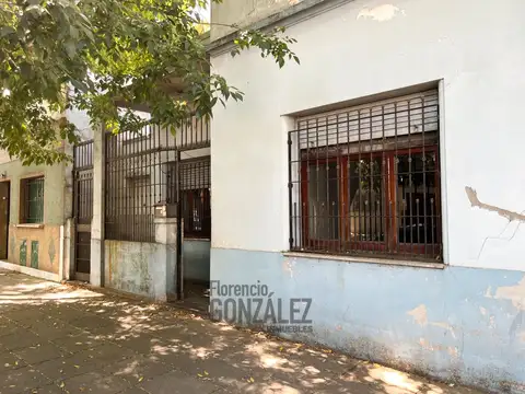 VENTA CASA LOTE PROPIO 3 AMB. MATADEROS A REFACCIONAR