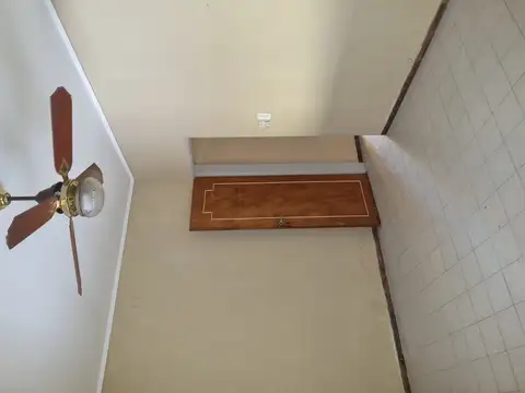 Casa 6 ambientes con 2 baños