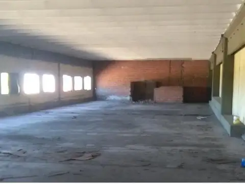 DEPOSITO INDUSTRIAL- COMERCIAL EN ALQUILER AL TIPO DE CAMBIO OFICIAL  ZONA SUR QUILMES