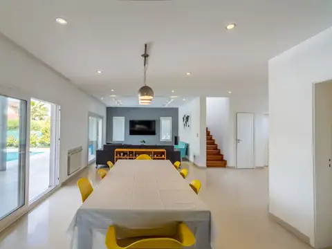 VENTA CASA 5 AMBIENTES NUEVO QUILMES APTO CRÉDITO