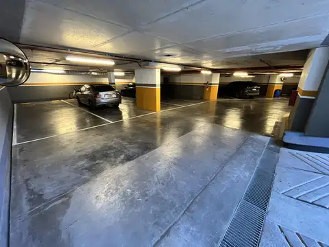 Departamento en Alquiler con 1 cocheras