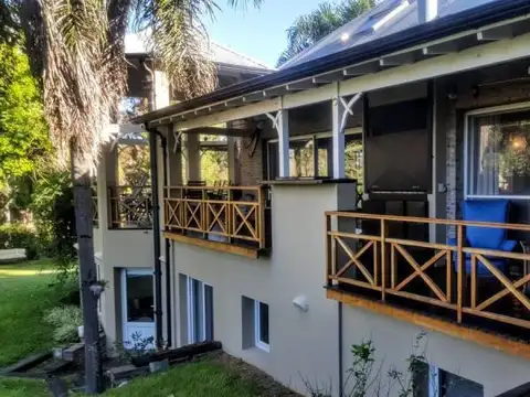 Casa en Venta de 5 dormitorios